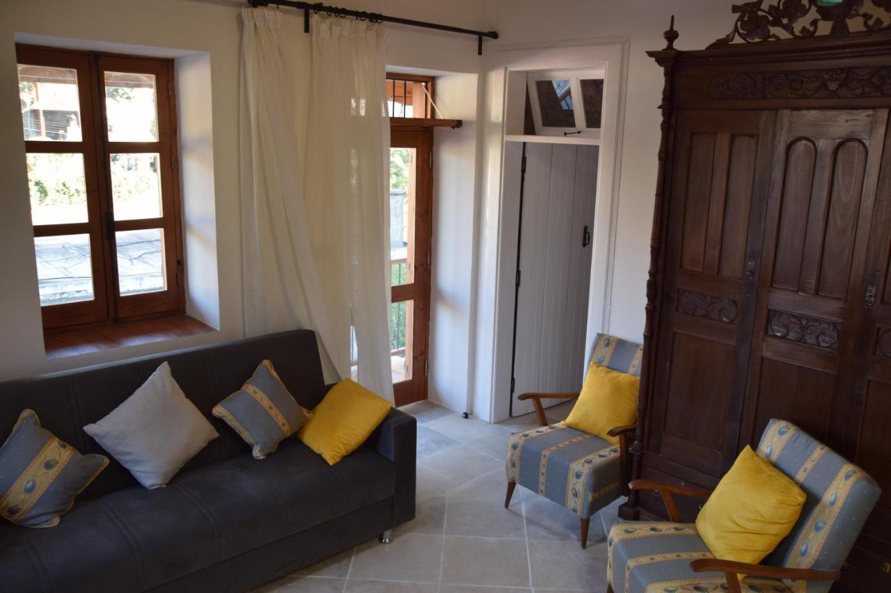 Apartmán Konatzin Tou Massou By Raise Moutoullas Exteriér fotografie